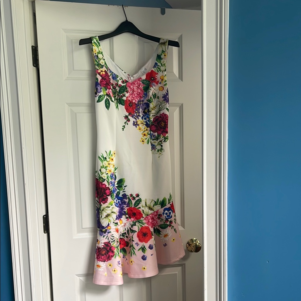 Venus White And Pink Sleeveless Midi Sundress For Weddings